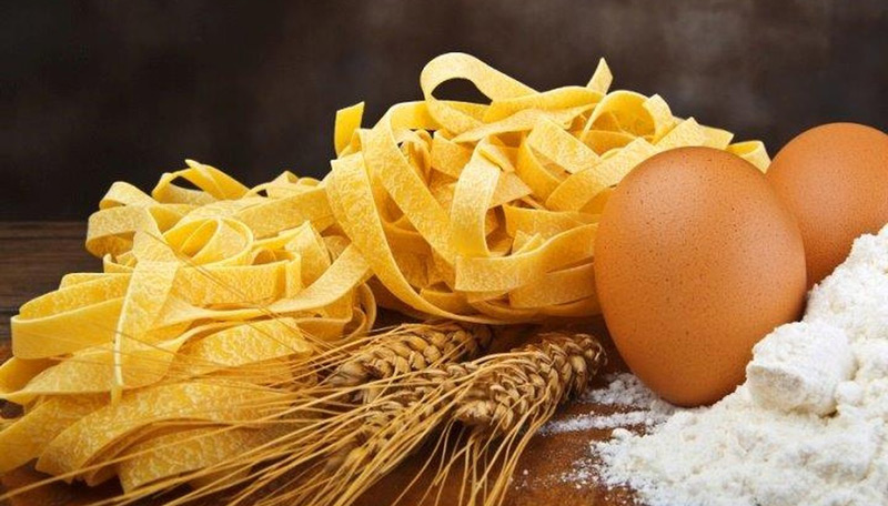 tagliatelle ingredients fresh pasta bettysluxurytravels
